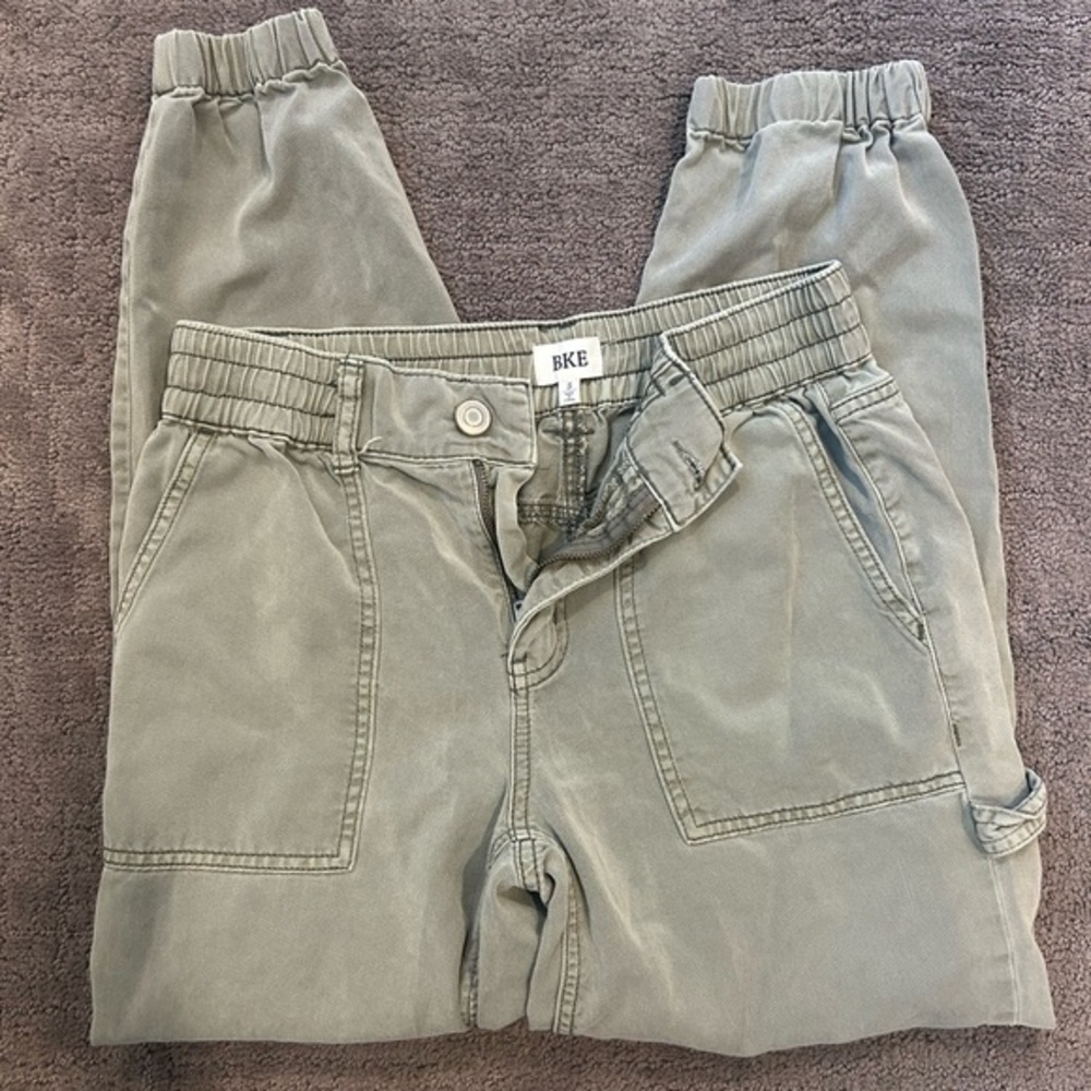 BKE Olive Green Denim Jogger Pants – Women’s Size Small (24” Inseam)